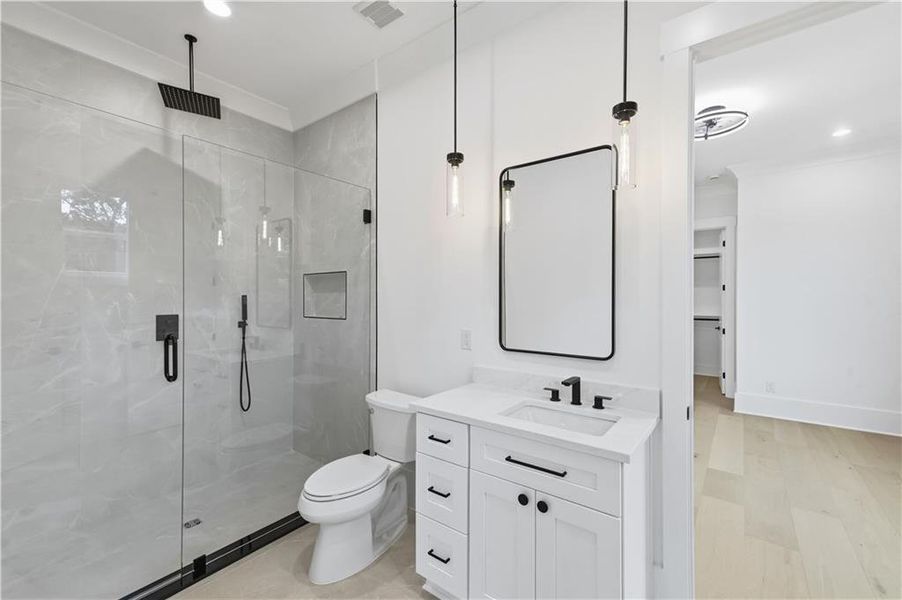 Furnished interior view inside a new home in , Monroe (Image 46).