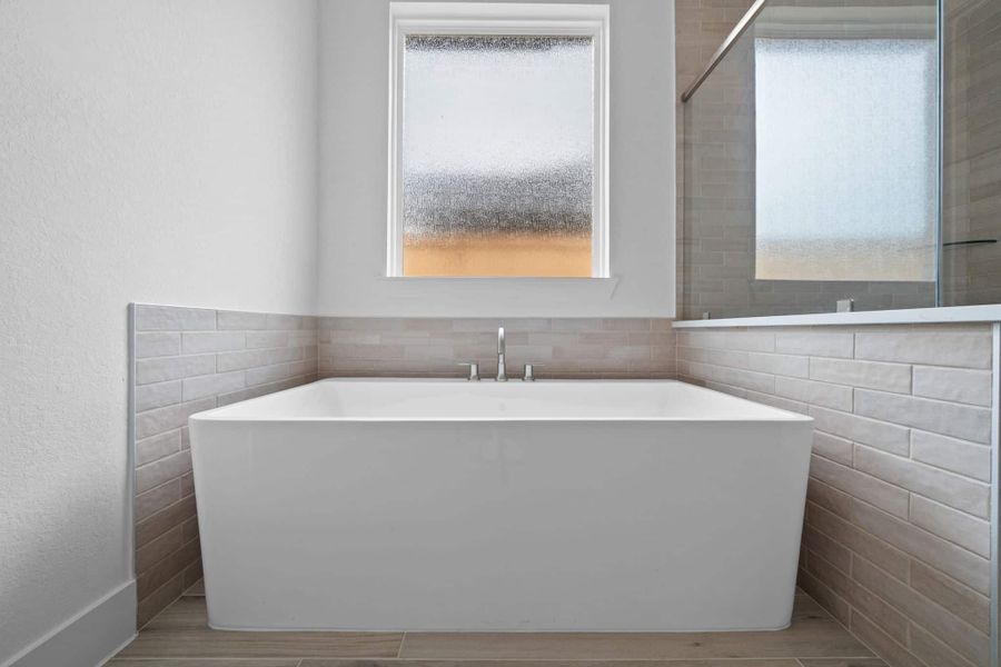 Furnished interior view inside a new home in Kresston, Montgomery (Image 9).