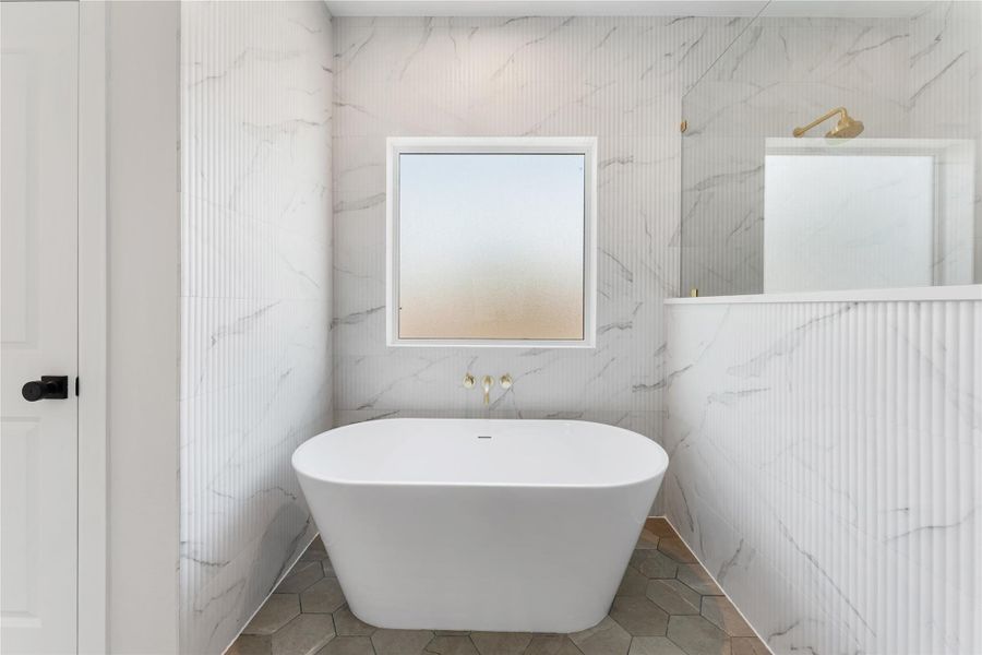 Image 10 of a home in .