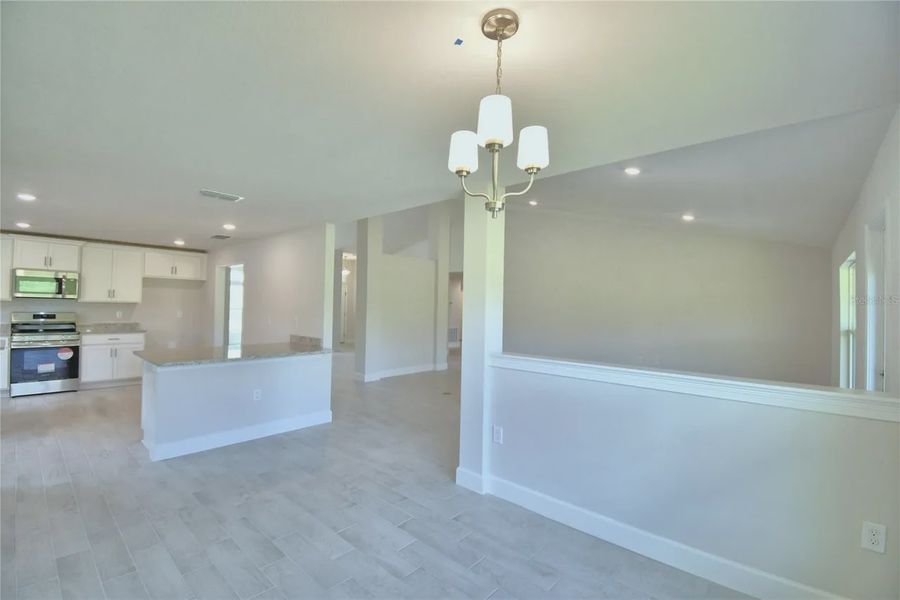 Spacious, unfurnished interior of a new home in Lake Juliana Estates, Auburndale (Image 28).