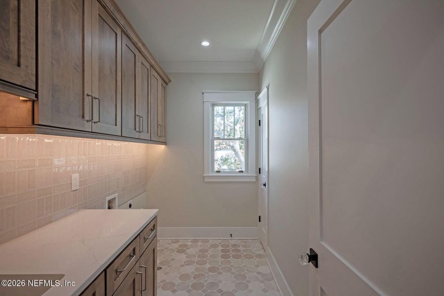 Image 183 of a home in .