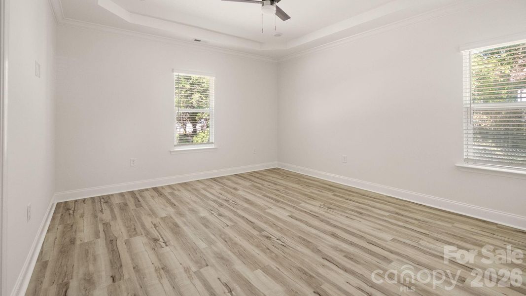 Spacious, unfurnished interior of a new home in , Lincolnton (Image 23).