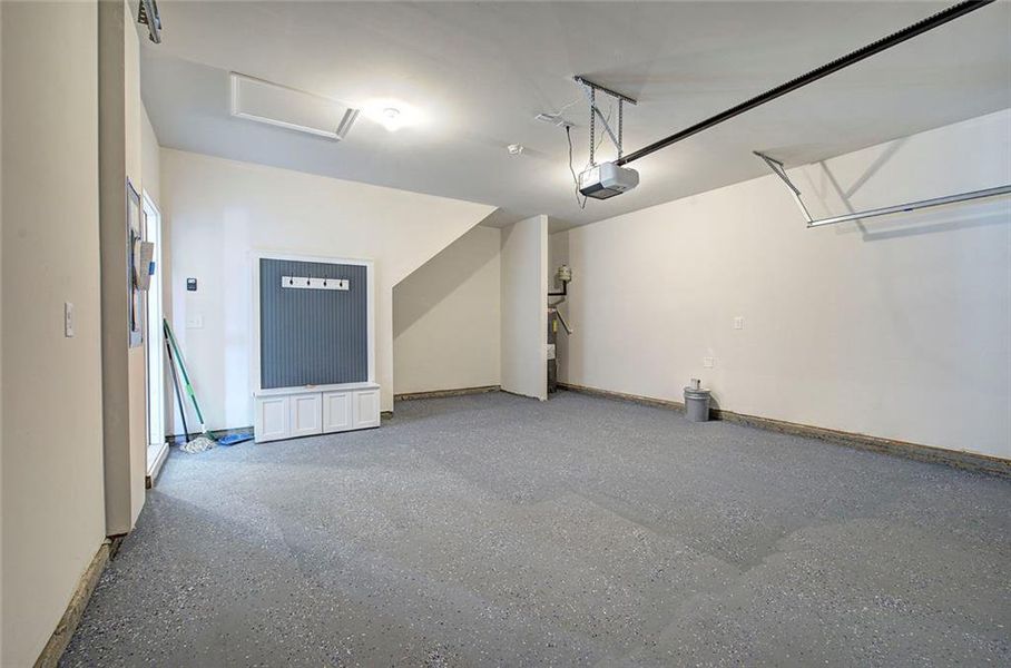 Spacious, unfurnished interior of a new home in , Cartersville (Image 43).