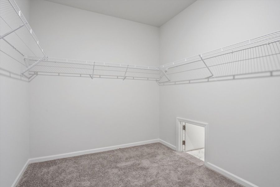Spacious, unfurnished interior of a new home in Cambridge Reserve, Angier (Image 24).