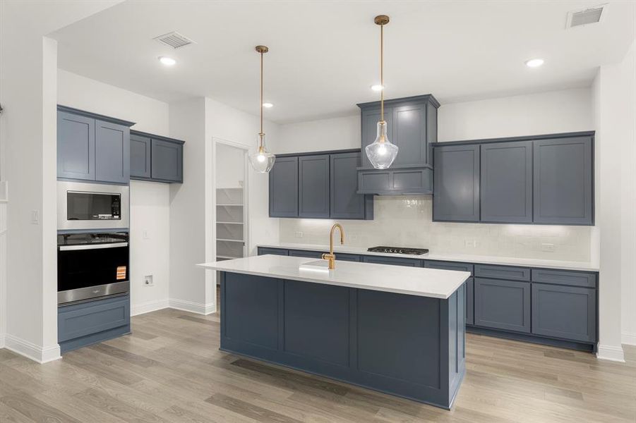 10. 820 River Sky - Kitchen (2)
