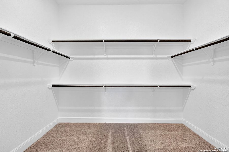 Spacious, unfurnished interior of a new home in Davis Ranch 60', San Antonio (Image 14).