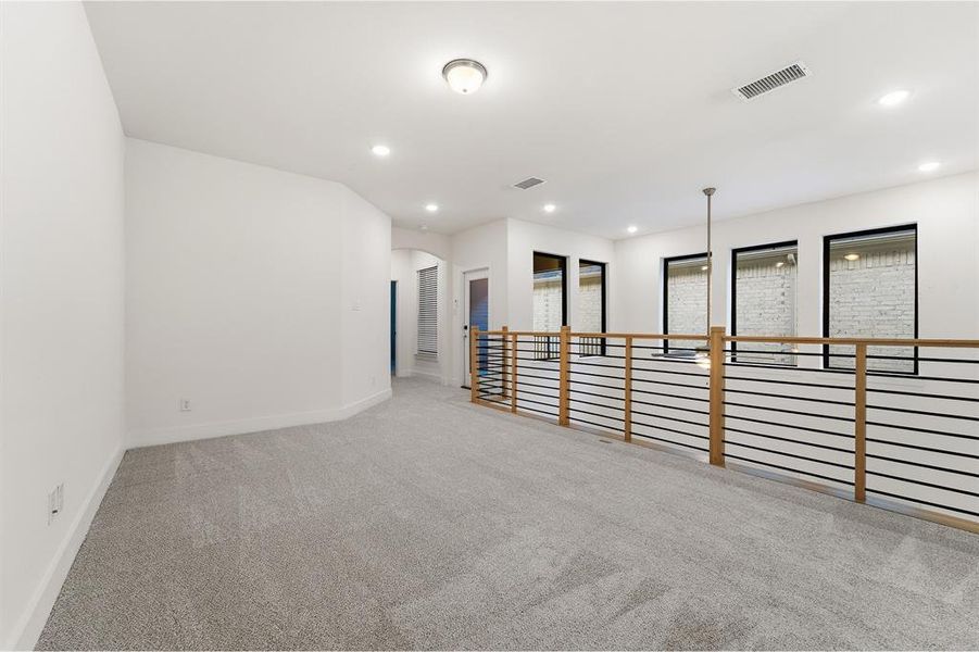 Spacious, unfurnished interior of a new home in Craig Ranch, McKinney (Image 25).