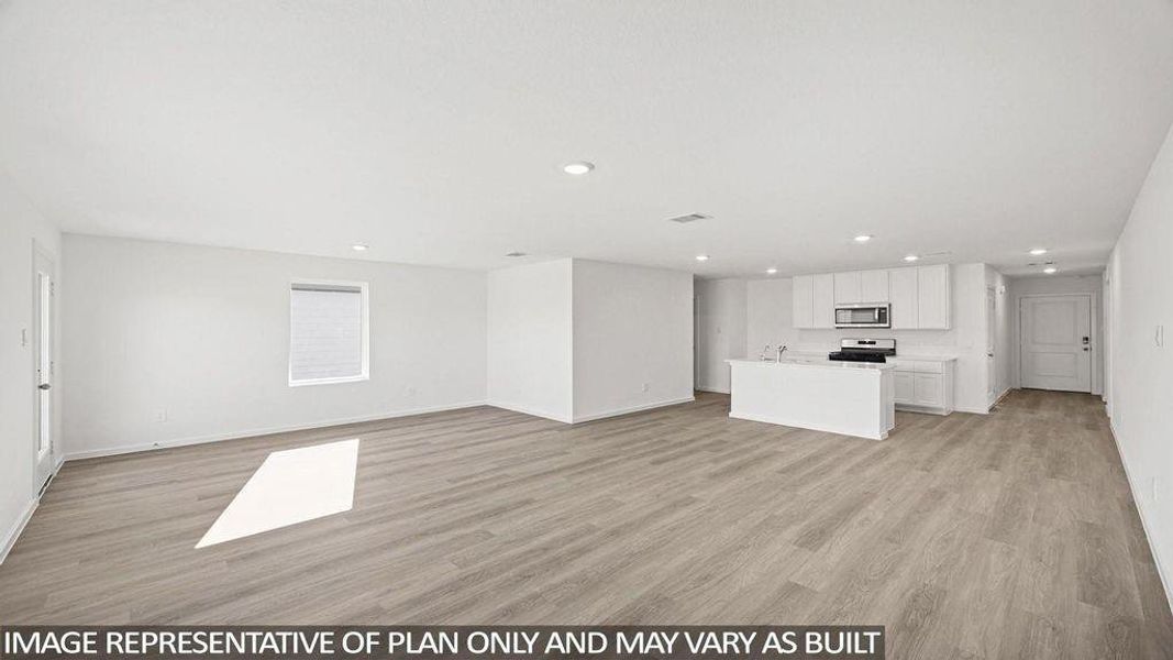 Spacious, unfurnished interior of a new home in New Waverly Station, New Waverly (Image 9).