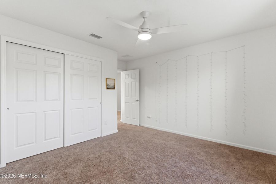 Spacious, unfurnished interior of a new home in , St. Johns (Image 20).