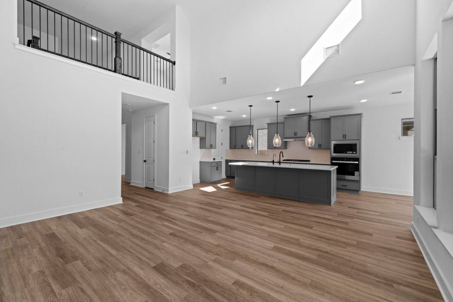 4br New Home in Kyle, TX.  - Slide 12