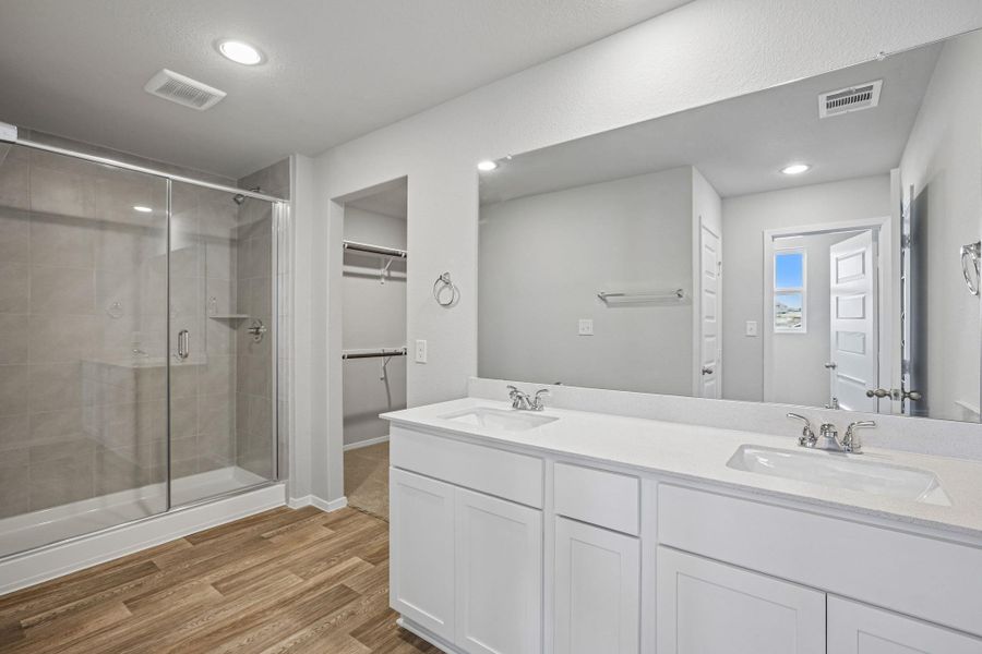 Furnished interior view inside a new home in Edgebrooke, Pflugerville (Image 9).