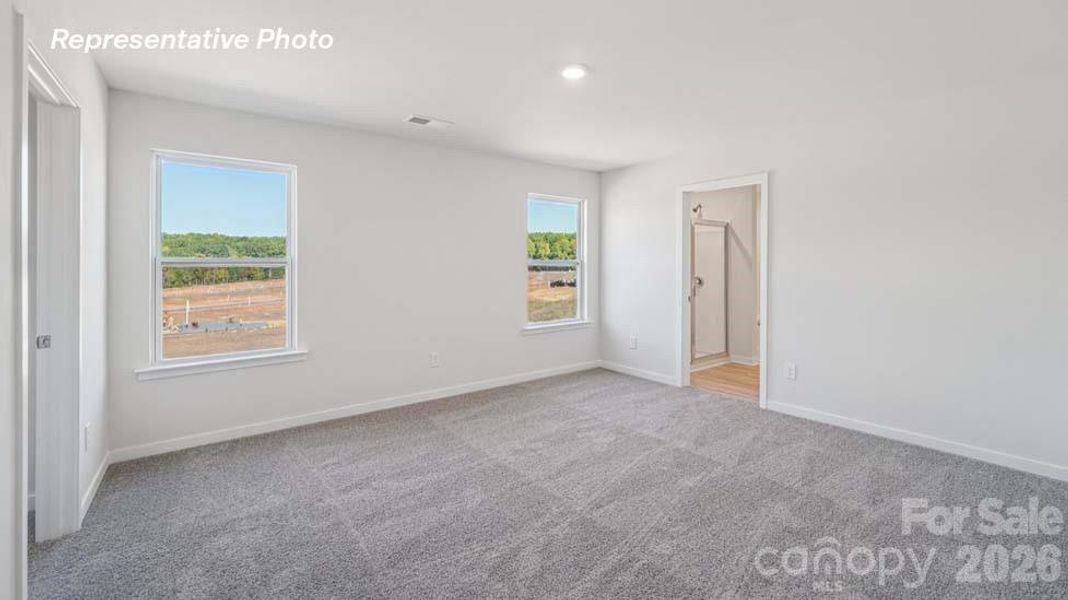 Spacious, unfurnished interior of a new home in Clark Creek Landing, Lincolnton (Image 26).