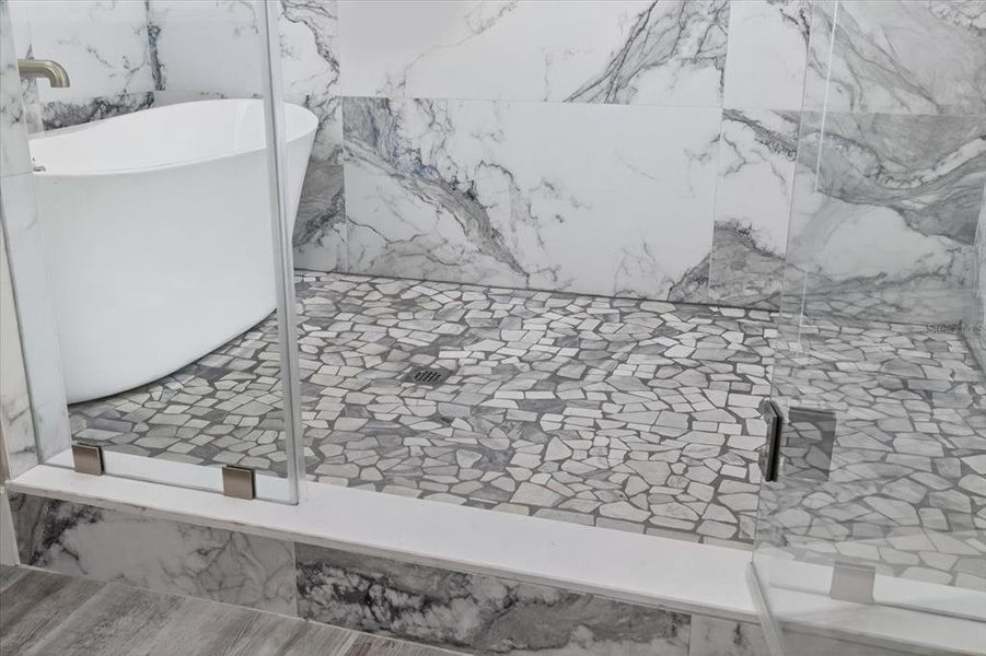 Image 77 of a home in .