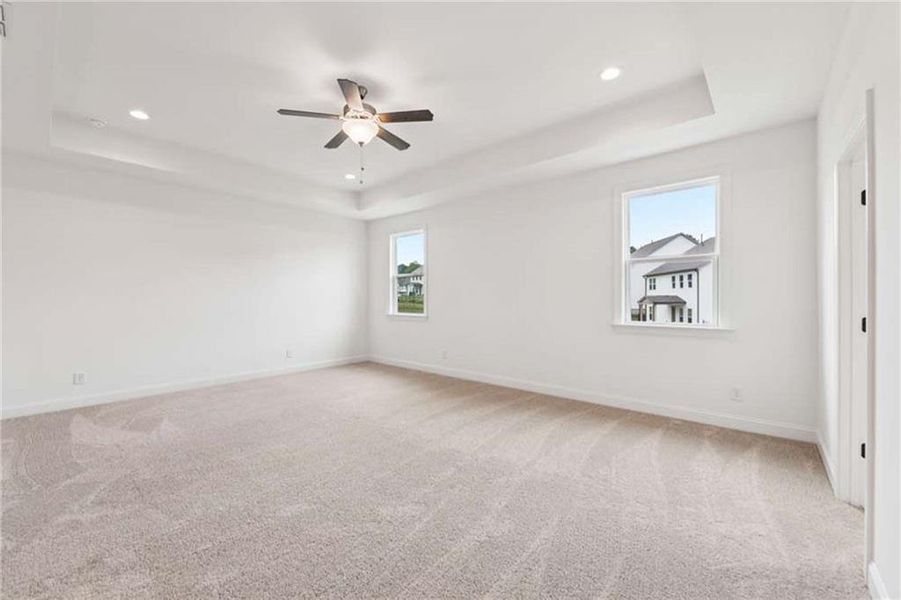 Spacious, unfurnished interior of a new home in East Harbor II at Chestatee, Dawsonville (Image 25).