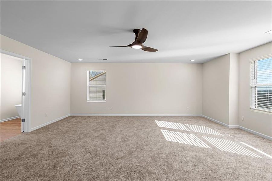 Spacious, unfurnished interior of a new home in , Covington (Image 35).