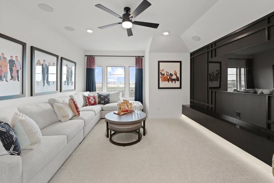 Furnished interior view inside a new home in Cross Creek West 50', Fulshear (Image 45). Furnished interior view inside a new home in Cross Creek West 50', Fulshear (Image 45).