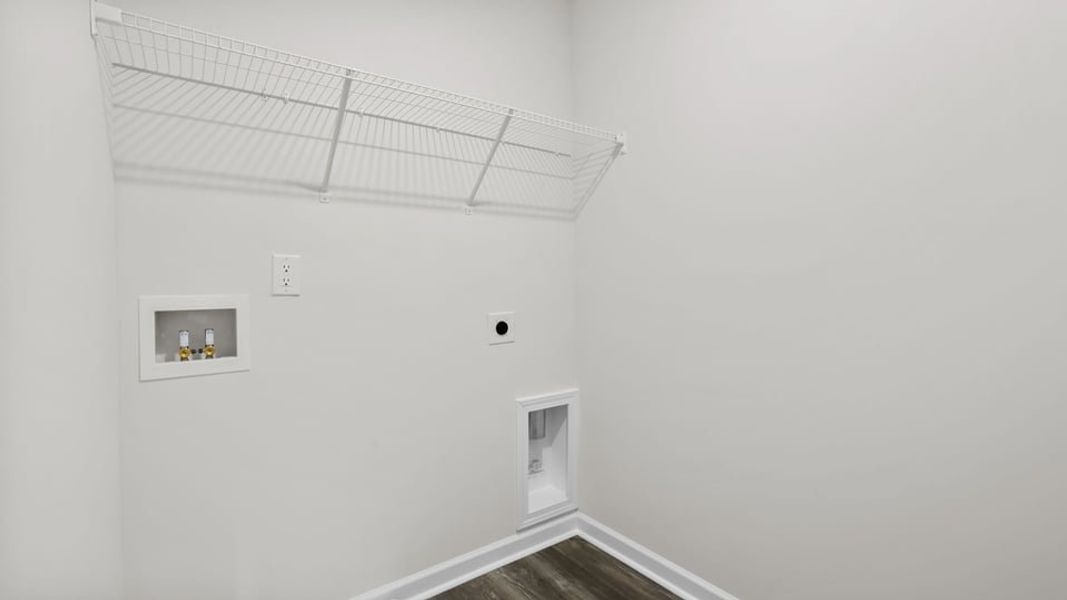 Spacious, unfurnished interior of a new home in Durbin Meadows, Fountain Inn (Image 36).