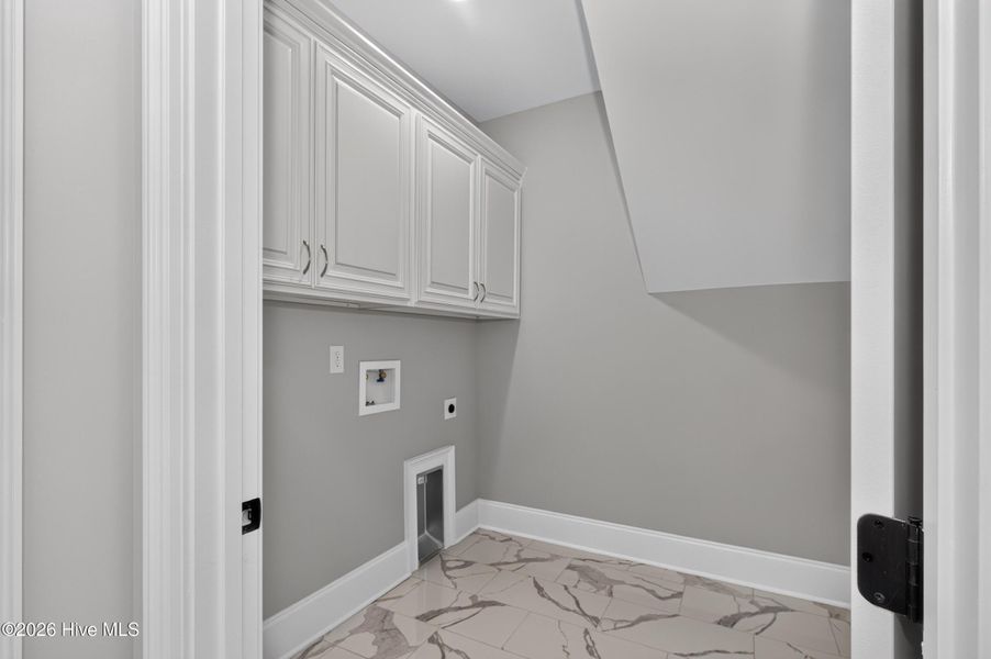 Spacious, unfurnished interior of a new home in Highland Lakes, Evans (Image 47).