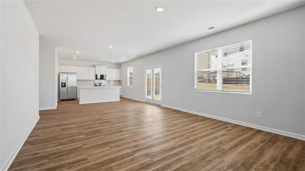 Spacious, unfurnished interior of a new home in Poplar Preserve, Newnan (Image 20).