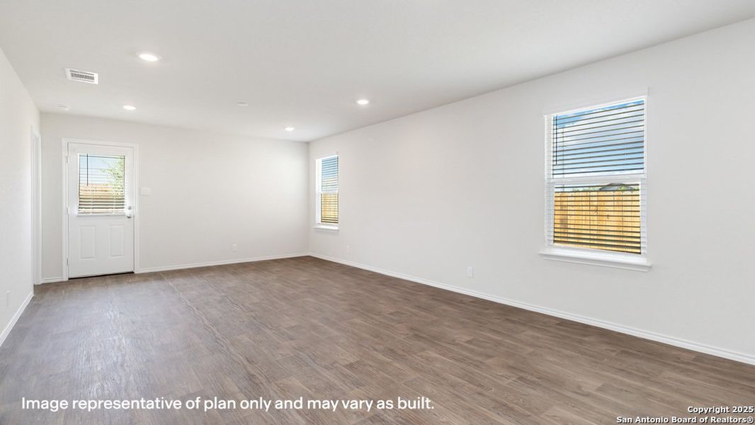 Spacious, unfurnished interior of a new home in Riverstone at Westpointe, San Antonio (Image 16).