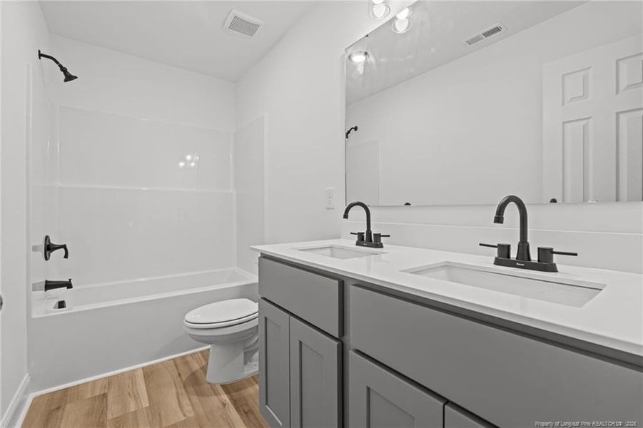 full bath up full bath up