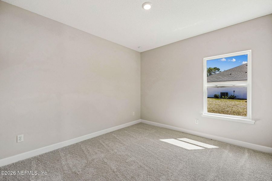 Spacious, unfurnished interior of a new home in , Jacksonville (Image 12).