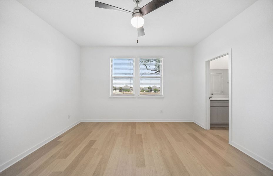 Spacious, unfurnished interior of a new home in La Cima, San Marcos (Image 26).