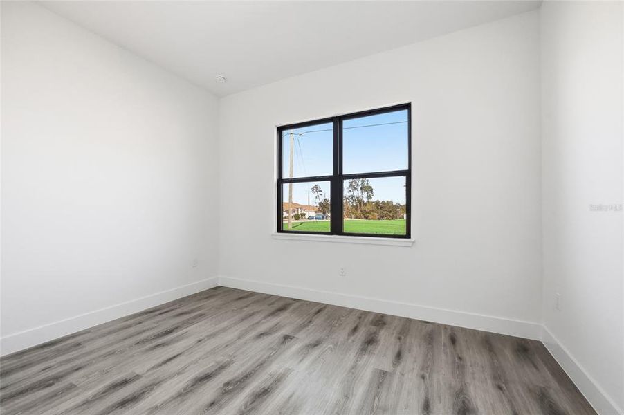 Spacious, unfurnished interior of a new home in , Ocklawaha (Image 40).