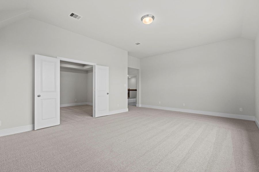 Spacious, unfurnished interior of a new home in Harvest Green, Richmond (Image 29). Spacious, unfurnished interior of a new home in Harvest Green, Richmond (Image 29).