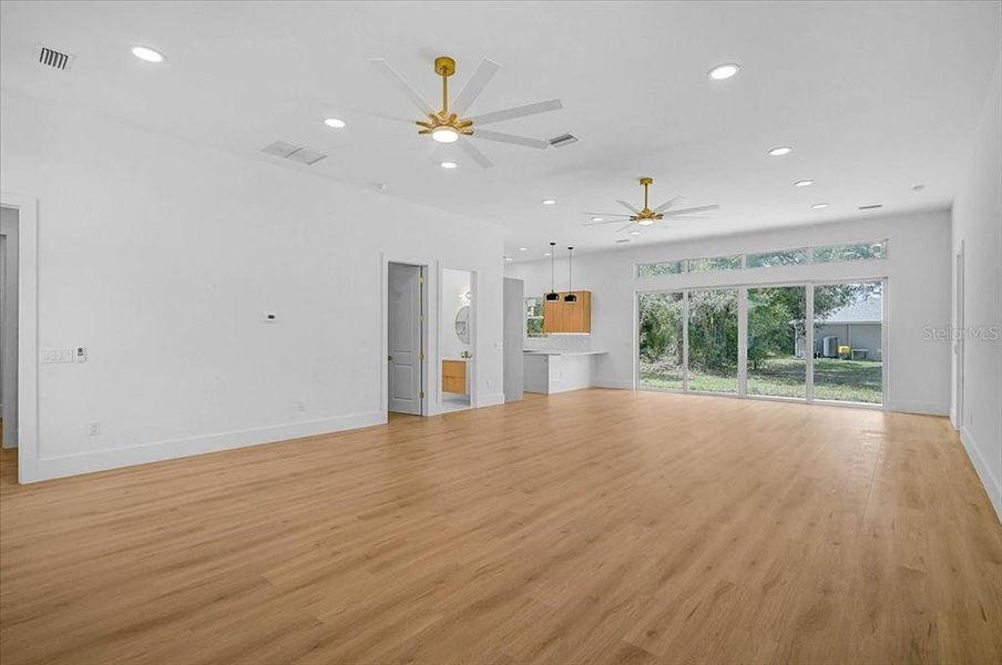 Spacious, unfurnished interior of a new home in , North Port (Image 34).