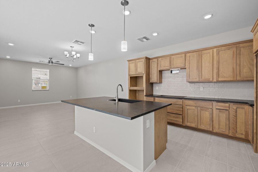 10)KITCHEN 10)KITCHEN