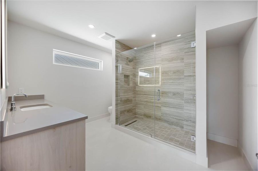 Image 82 of a home in .