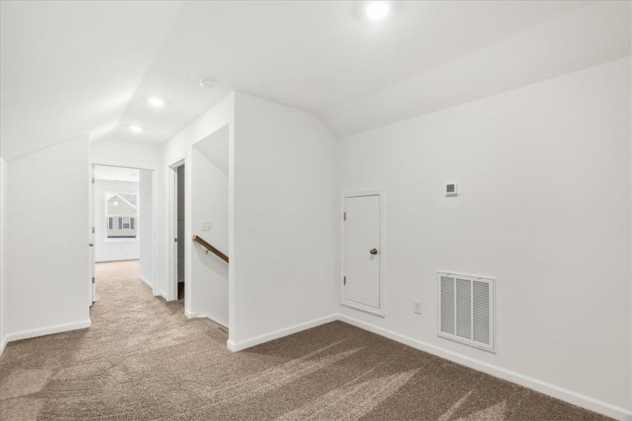 Spacious, unfurnished interior of a new home in Brownstone Park, Easley (Image 28). Spacious, unfurnished interior of a new home in Brownstone Park, Easley (Image 28).