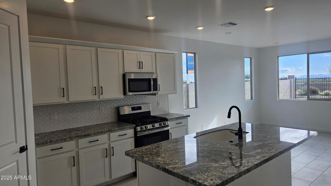 Lot 216 Kitchen Lot 216 Kitchen