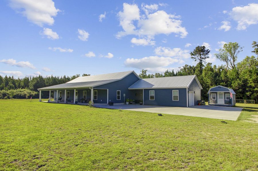 Image 28 of a home in .