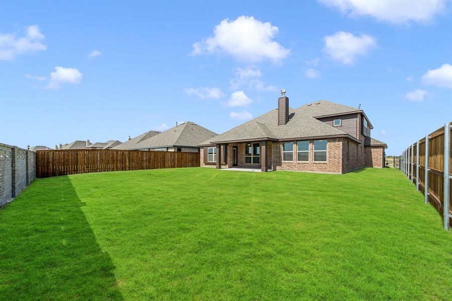 Exterior details and patio area of a home in Silo Mills Classic 70, Cleburne (Image 3).