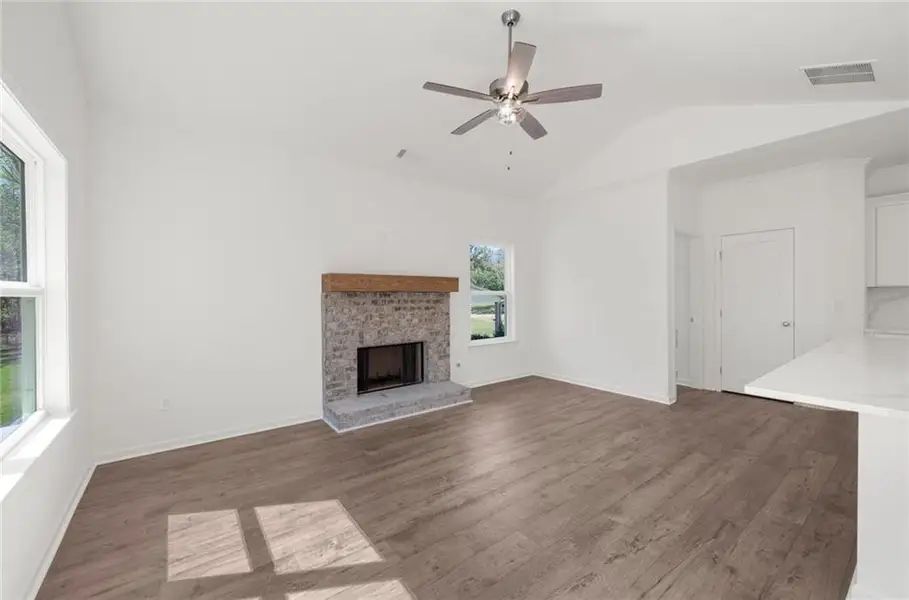 Spacious, unfurnished interior of a new home in , Cumming (Image 28).