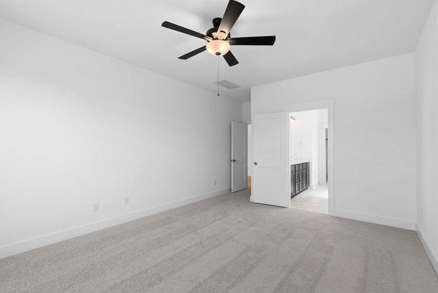 Spacious, unfurnished interior of a new home in Trinity Grove, Spring (Image 17). Spacious, unfurnished interior of a new home in Trinity Grove, Spring (Image 17).