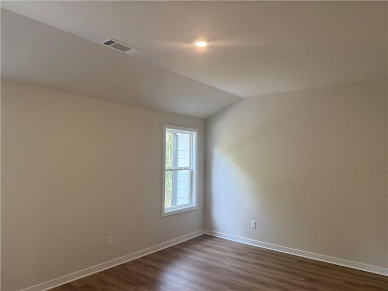 Spacious, unfurnished interior of a new home in Rosewood Lake Estates, Hoschton (Image 83).