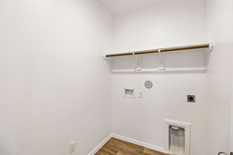 Spacious, unfurnished interior of a new home in Sorella, Tomball (Image 24). Spacious, unfurnished interior of a new home in Sorella, Tomball (Image 24).