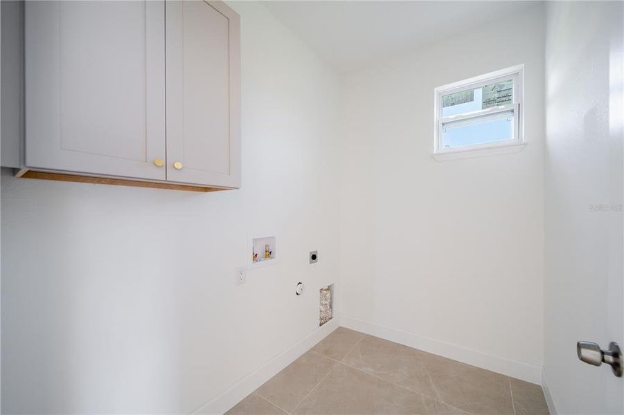 Spacious, unfurnished interior of a new home in , Port Charlotte (Image 12). Spacious, unfurnished interior of a new home in , Port Charlotte (Image 12).