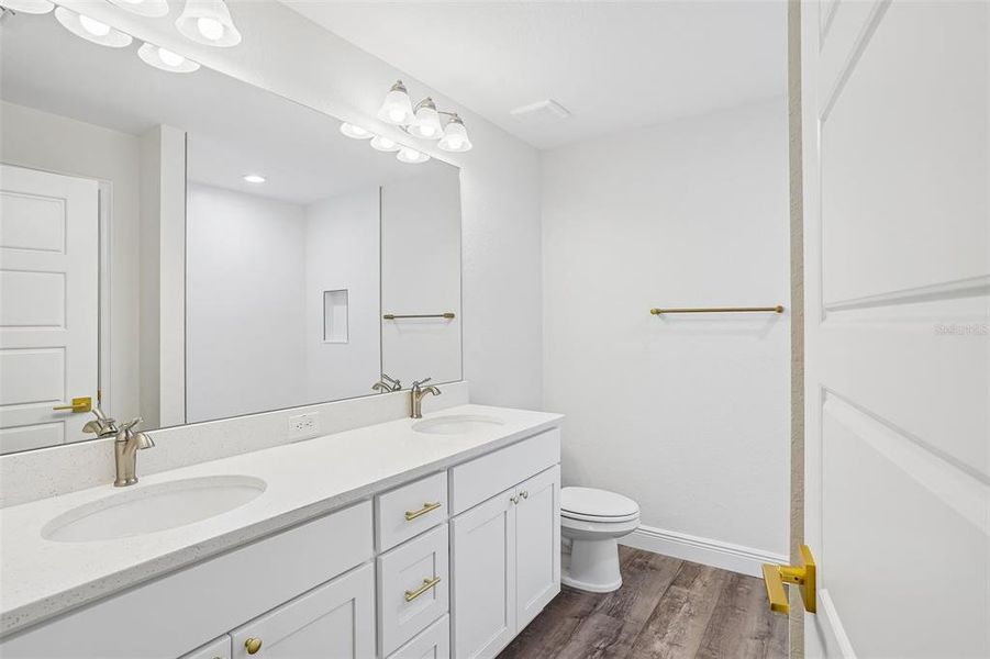 Furnished interior view inside a new home in , Ocala (Image 11).