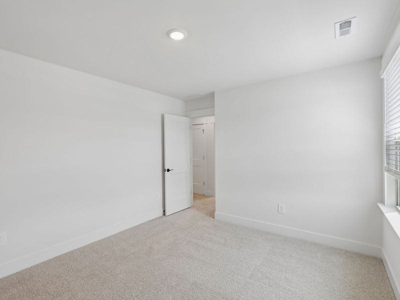 Spacious, unfurnished interior of a new home in Watkins Glen, Raleigh (Image 26). Spacious, unfurnished interior of a new home in Watkins Glen, Raleigh (Image 26).
