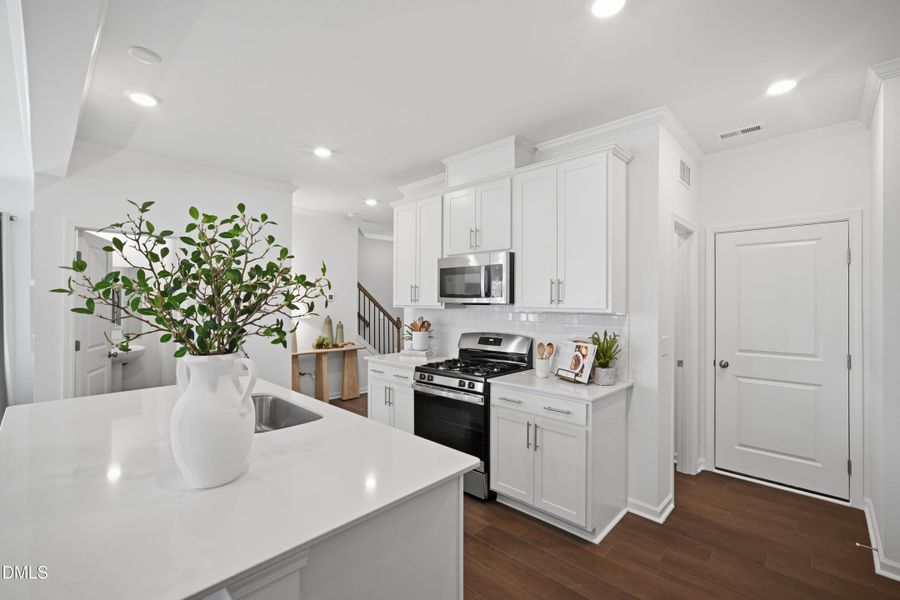 SUN_ParkerRidge_Pic_Coleman_Kitchen_3of5