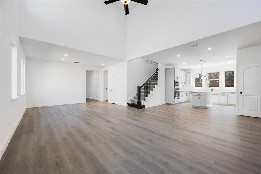 215 Cottonwood Canyon Drive ~ Ready Now 215 Cottonwood Canyon Drive ~ Ready Now