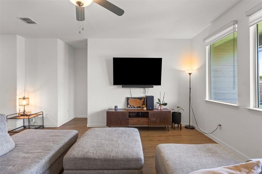 Furnished interior view inside a new home in Bridgewater, Princeton (Image 27).