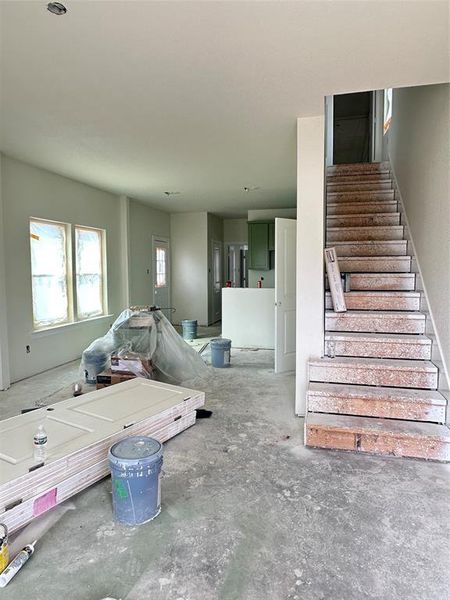 This is Halloween! Let’s build a giant skeleton.

#halloween #halloweendecorations #halloweendecor #skeleton