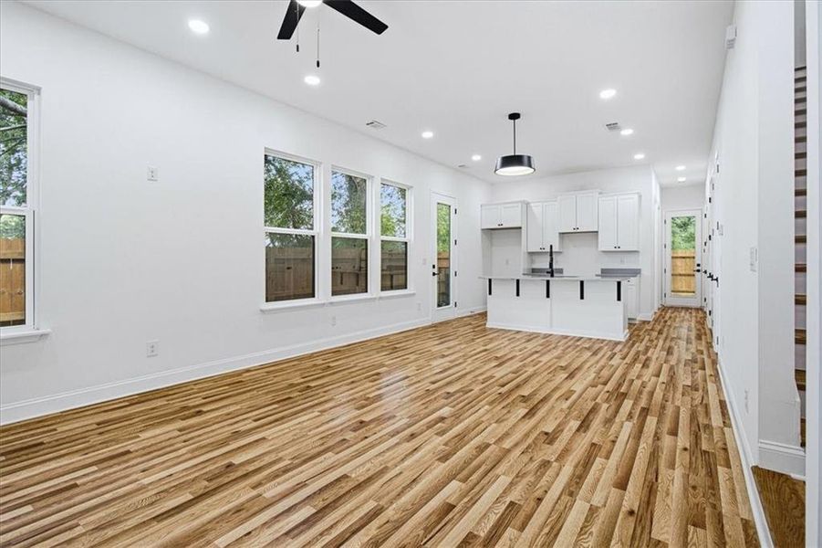Spacious, unfurnished interior of a new home in , Atlanta (Image 15).