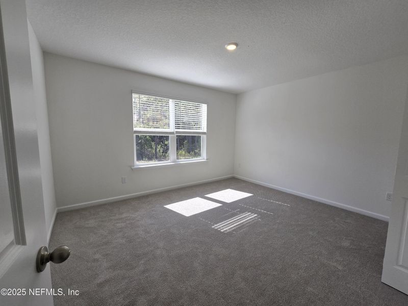 Spacious, unfurnished interior of a new home in Hyland Trail, Green Cove Springs (Image 62).