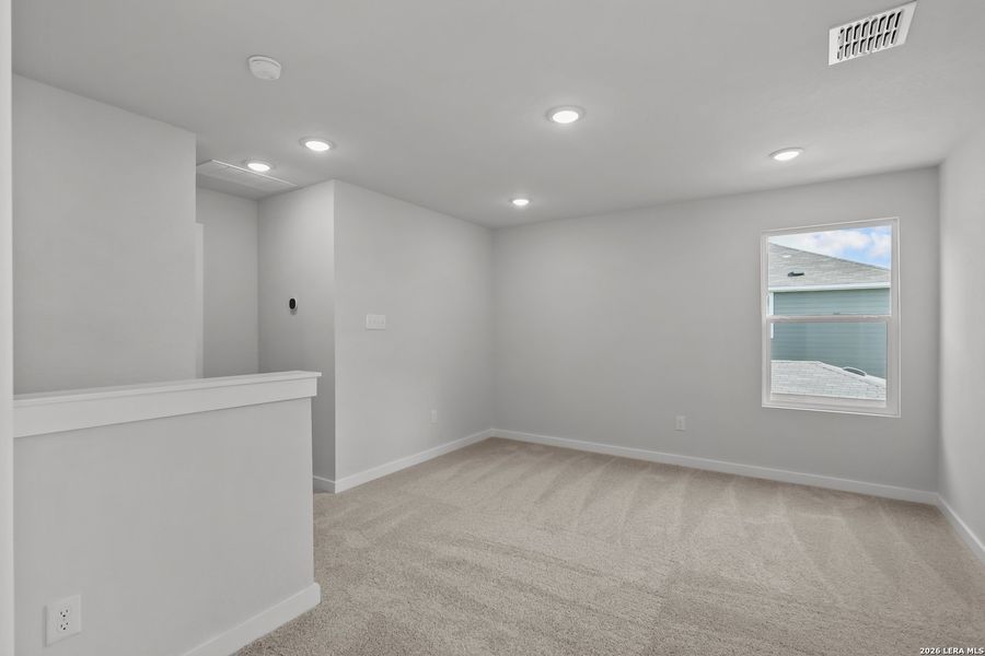 Spacious, unfurnished interior of a new home in Applewhite Meadows, San Antonio (Image 17). Spacious, unfurnished interior of a new home in Applewhite Meadows, San Antonio (Image 17).